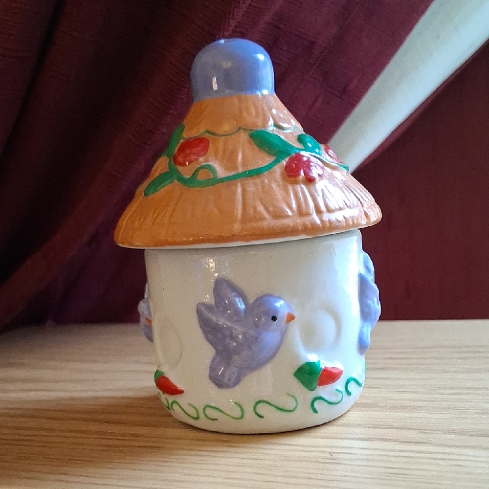 Stackable Ceramic Birdhouse with Bluebird Design Salt And Pepper